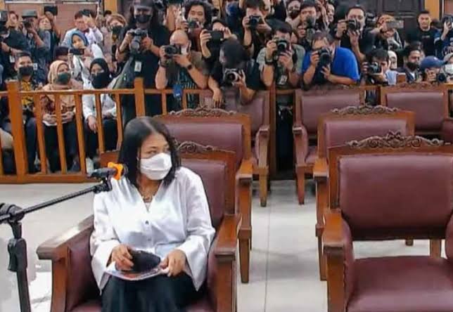 Terdakwa Putri Candrawathi saat sidang di Pengadilan Negeri Jakarta Selatan (PN Jaksel) 