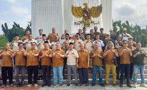 AMKI Ziarah ke Makam BM Diah dan Rosihan Anwar, Meneguhkan Ingatan Pers Pejuang Bangsa