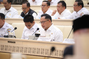 Mendagri Tito Karnavian Paparkan Strategi Perkuat BUMD, Fokus pada Kesehatan Keuangan dan Tata Kelola Profesional