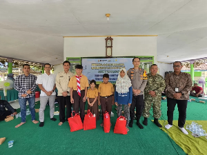 PTPN I Regional 5 Terangi 101 Rumah Warga Jember, Akhiri Penantian Listrik Bertahun-Tahun